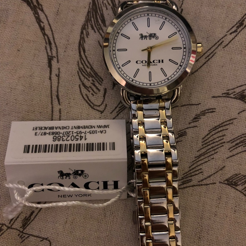 Coach Watch - Picture 2 of 5